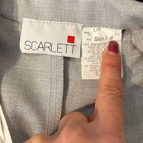 Scarlett 2 pc Vintage Suit. Woman’s Size 5/6 Light Gray. Embroidery on Jacket - Picture 7 of 16